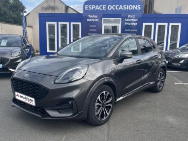 Voir le détail de l'offre de cette FORD Puma 1.0 EcoBoost 125ch mHEV ST-Line 7cv de 2020 en vente à partir de 198.96 €  / mois