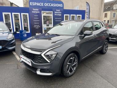 Voir le détail de l'offre de cette KIA Sportage 1.6 T-GDi 230ch HEV  Active Business BVA6 4x2 de 2022 en vente à partir de 263.13 €  / mois