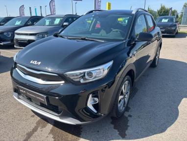 Voir le détail de l'offre de cette KIA Stonic 1.0 T-GDi 100ch Active DCT7 de 2024 en vente à partir de 215.77 €  / mois