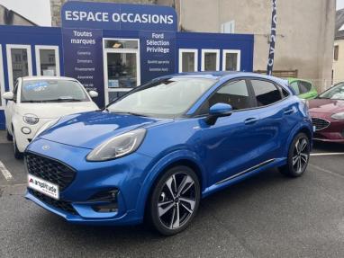 Voir le détail de l'offre de cette FORD Puma 1.0 Flexifuel 125ch S&S mHEV ST-Line X de 2022 en vente à partir de 282.38 €  / mois